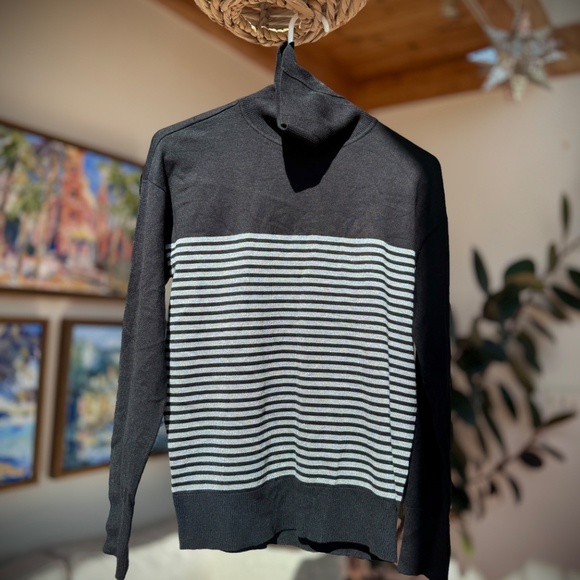 DKNY Turtleneck Sweater Long-Sleeves Knit Top, Black w/ Silver Stripes Sz. XS - Picture 2 of 10